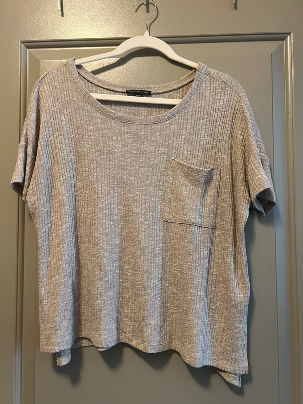 American Eagle Outfitters Short-Sleeve Ribbed Pocket Top - Taupe Heather